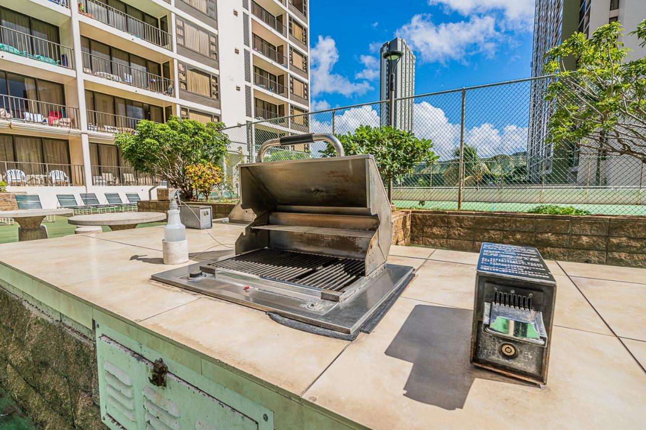Free Parking, Pool, Sauna, Spa, Wifi, Bbq, Ac - Waikiki Banyan هونولولو المظهر الخارجي الصورة